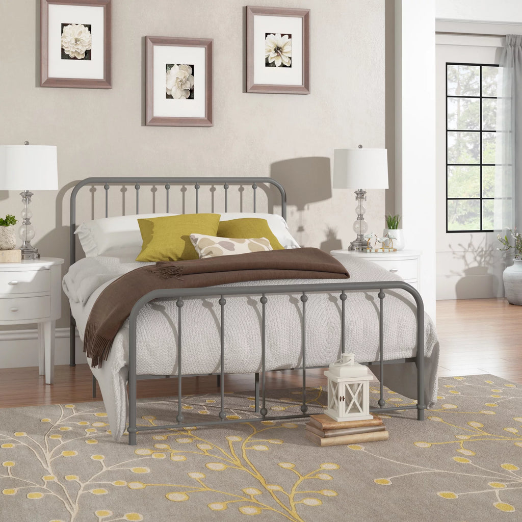 White Metal Platform Full Bed C602
