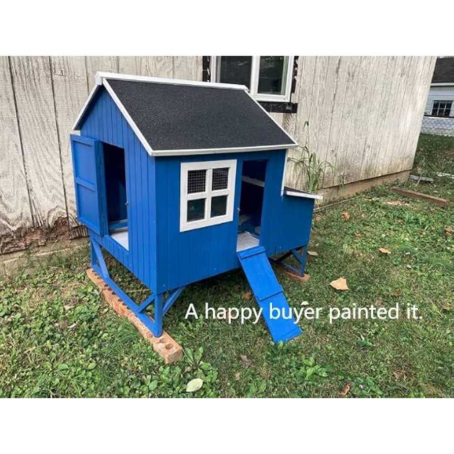Large Wood Chicken Coop with 3 Nesting Box P107735