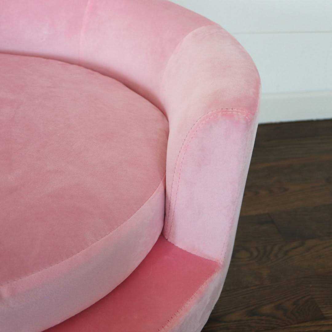 Faux-Velvet Circular Pet Bed U2959