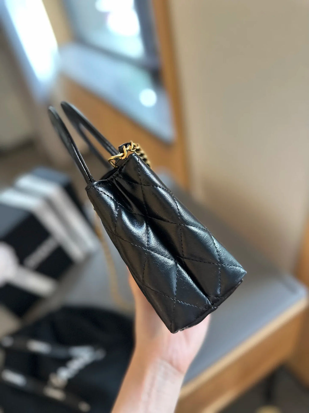 Coral Shiny Aged Calfskin Shopping Bag S79527