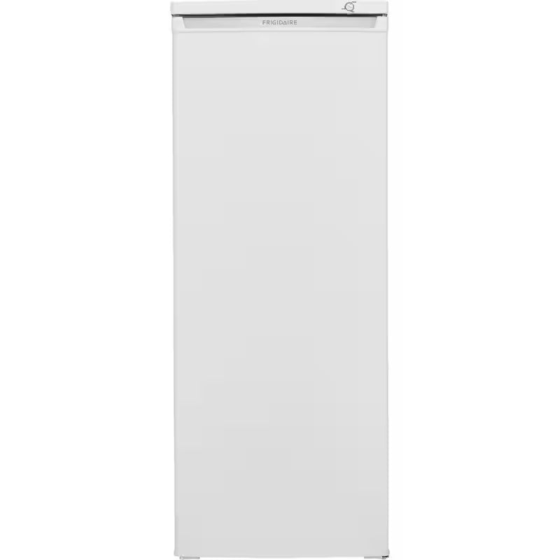 6 cu. Ft. Upright Freezer C946