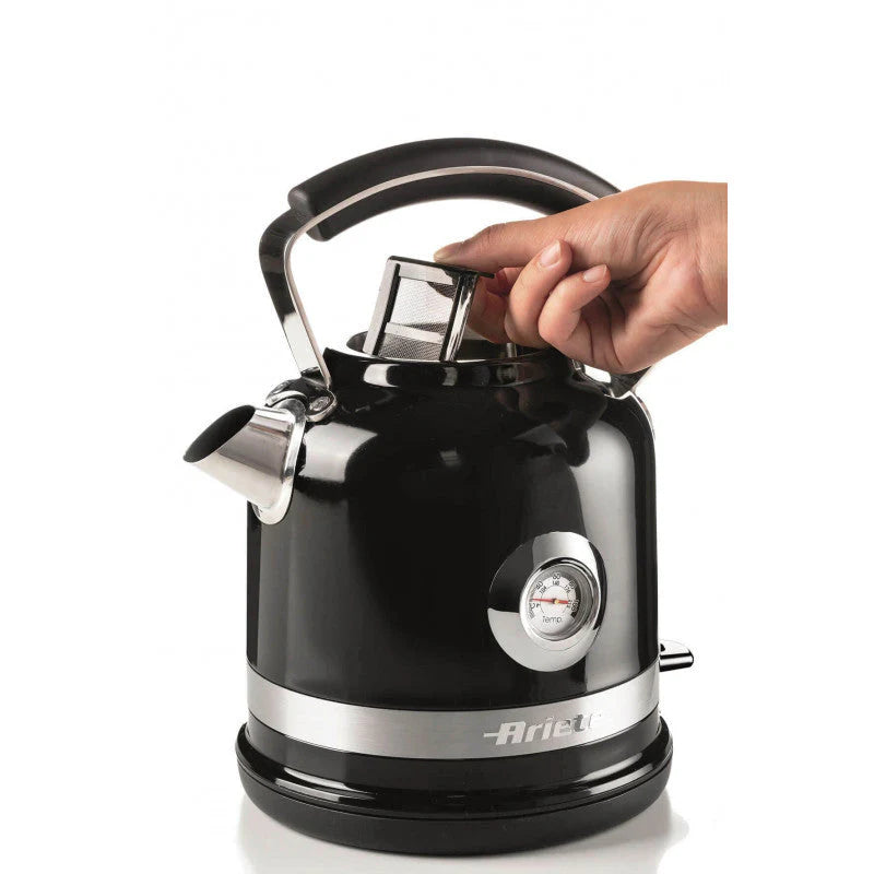 1.7L Red Kettle F252
