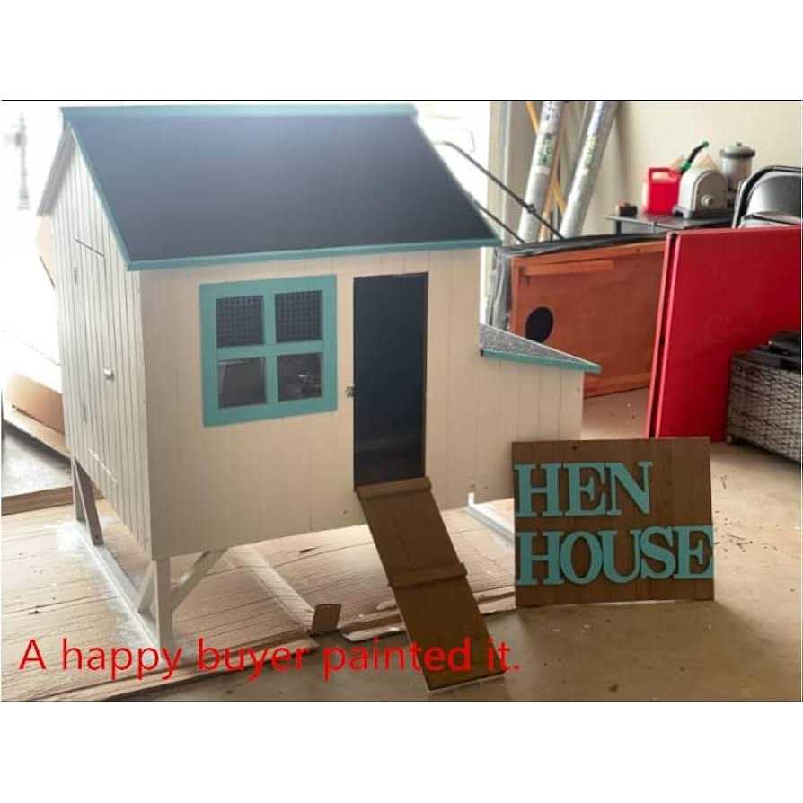 Large Wood Chicken Coop with 3 Nesting Box P107735