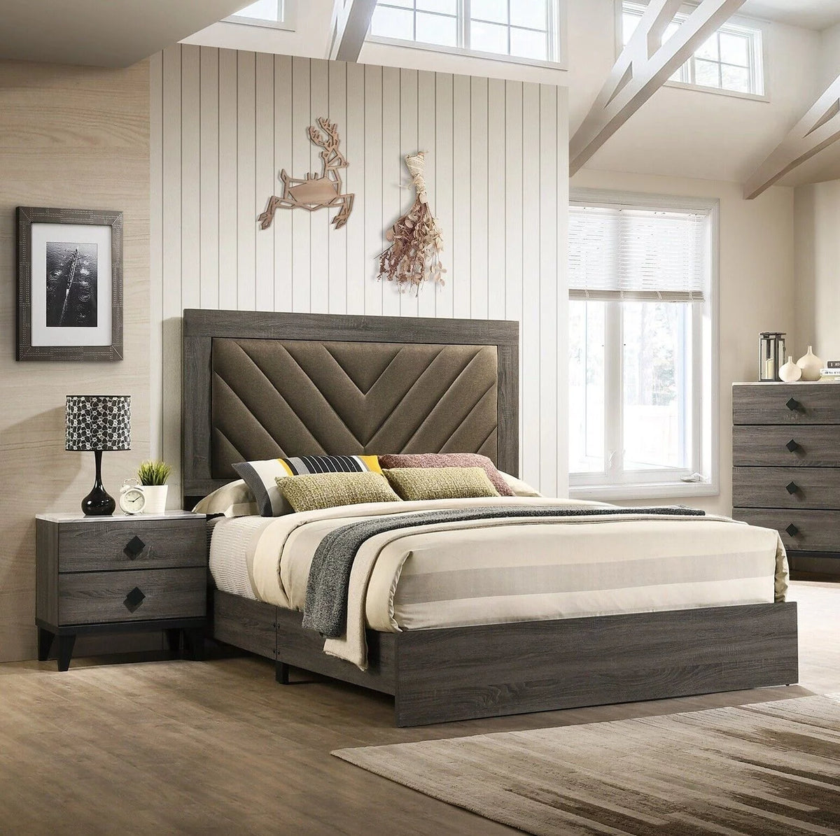 California King Size Bed and 2 Nightstands Gray Wooden Tufted Headboard 3pc Set X740