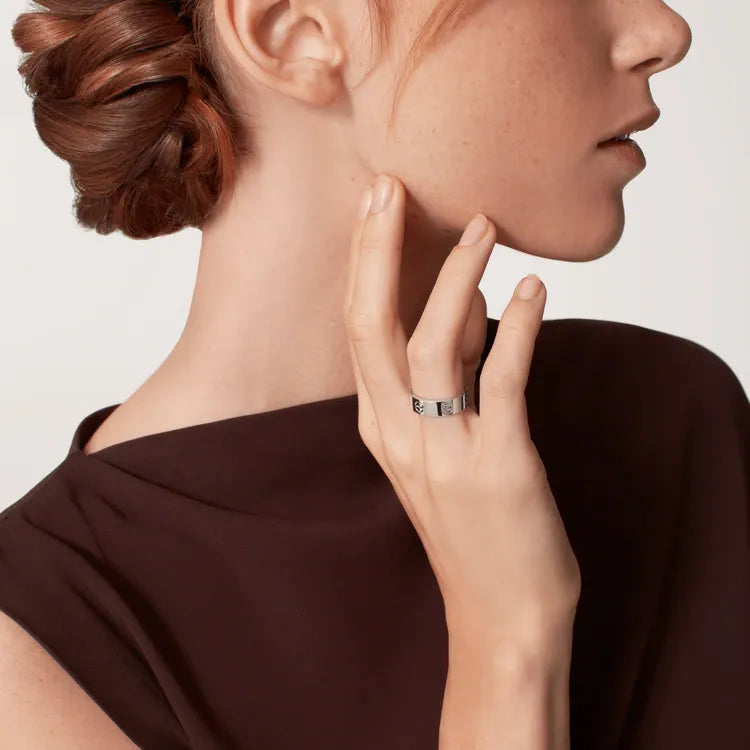 Ring E597