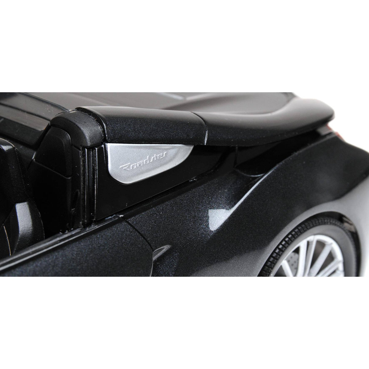 Dark Gray Metallic 1/18 Diecast Model Car A591