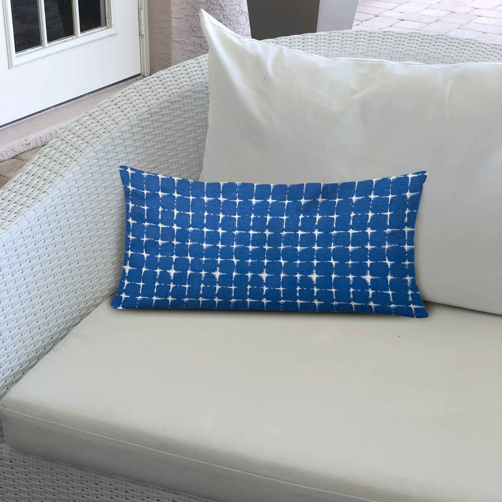 Indoor/Outdoor Soft Pillow with Zipper Cover 36 x 36 K941402