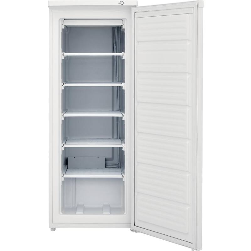 6 cu. Ft. Upright Freezer C946
